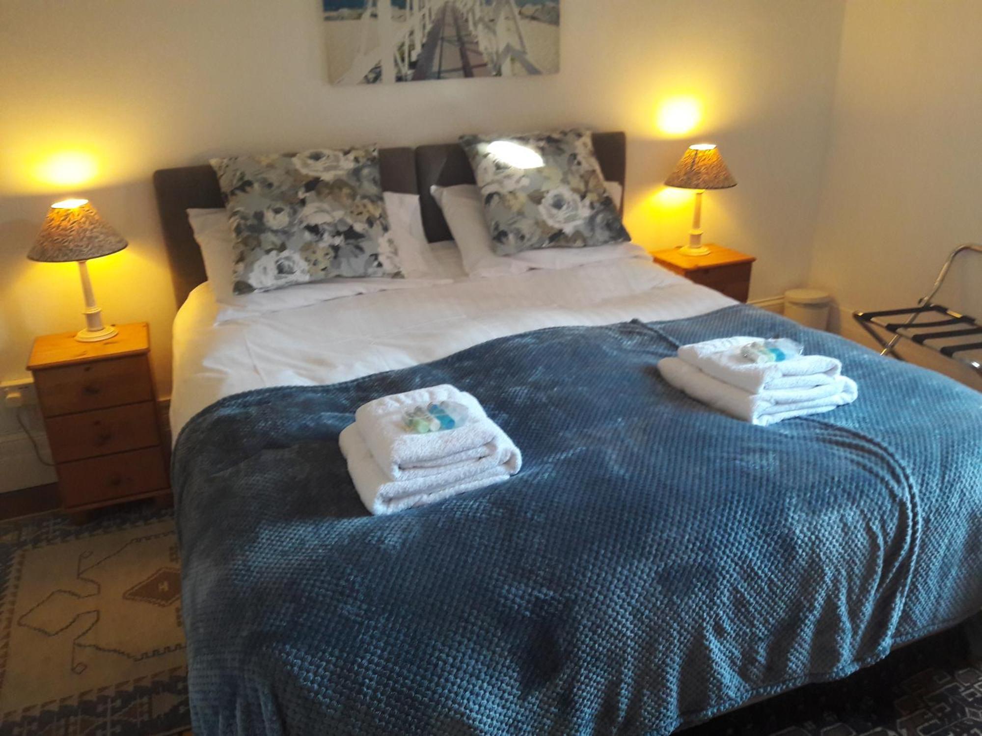 Sandsides Guest House ウィットレイ・ベイ エクステリア 写真